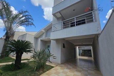 Casa &agrave; venda - 292m&sup2; - Zona III