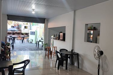 Sal&atilde;o Comercial &agrave; venda - 305m&sup2; - Zona 1