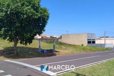 Terreno &agrave; venda - 352m&sup2; - Jardim Nova Am&eacute;rica