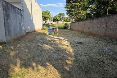 Terreno &agrave; venda - 129m&sup2; - JARDIM LOPES ll