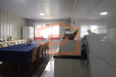 Casa &agrave; venda - 449m&sup2; - Zona II