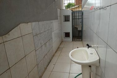 Sal&atilde;o Comercial para alugar - 87m&sup2; - Jardim Iguacu