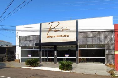 Sal&atilde;o Comercial para alugar - 500m&sup2; - Zona VII