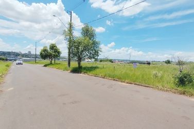 Terreno &agrave; venda - 450m&sup2; - Parque Industrial I