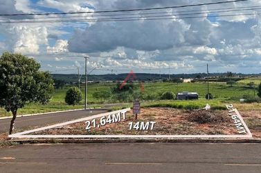 Terreno &agrave; venda - 302m&sup2; - Parque Residencial Metropolitano