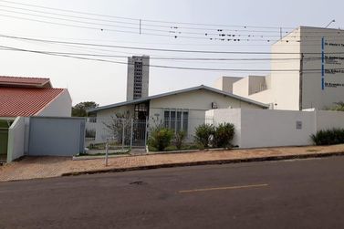 Casa &agrave; venda - 244m&sup2; - Zona I