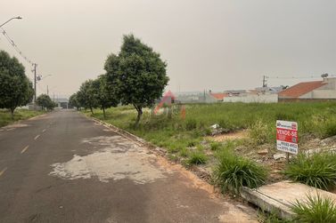 Terreno &agrave; venda - 220m&sup2; - Parque Residencial Metropolitano