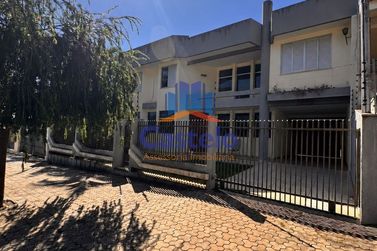 Casa para alugar - 310m&sup2; - ZONA II