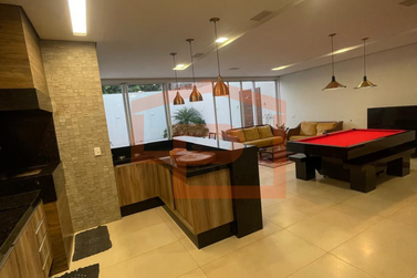 Casa &agrave; venda - 314m&sup2; - Jardim Petr&oacute;polis