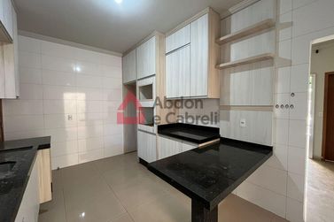 Casa para alugar - 120m&sup2; - Jardim Caravelle