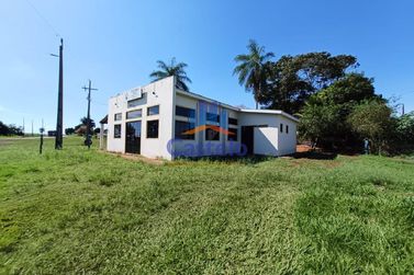 Ch&aacute;cara &agrave; venda - 3m&sup2; - &Aacute;REA RURAL MARILUZ