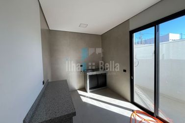 Sobrado &agrave; venda - 