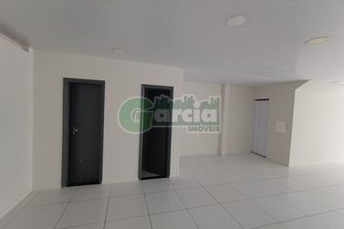 Sal&atilde;o Comercial para alugar - Zona VII
