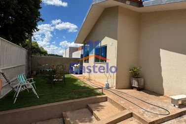 Casa &agrave; venda - 62m&sup2; - RESIDENCIAL GREVILHAS