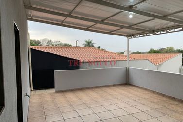 Casa &agrave; venda - 115m&sup2; - ZONA IV