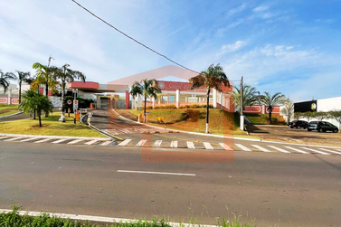 Terreno &agrave; venda - 610m&sup2; - Zona III