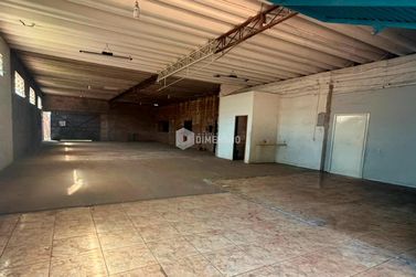 Sala Comercial &agrave; venda - 1500m&sup2; - Centro