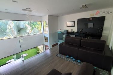 Casa &agrave; venda - 245m&sup2; - Zona IV