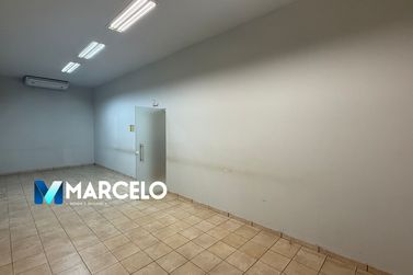 Sal&atilde;o Comercial para alugar - 500m&sup2; - Zona VI