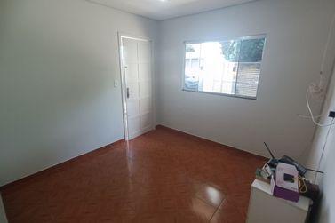 Casa &agrave; venda - 70m&sup2; - ZONA VI