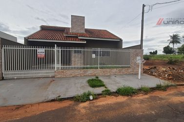 Casa &agrave; venda - 150m&sup2; - Parque Alto da Parana