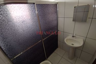Casa para alugar - 111m&sup2; - JARDIM TROPICAL