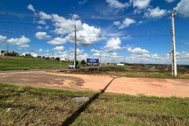 Terreno &agrave; venda - Parque Residencial Metropolitano III