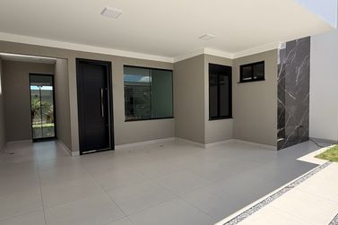 Casa &agrave; venda - 110m&sup2; - Jardim Cima