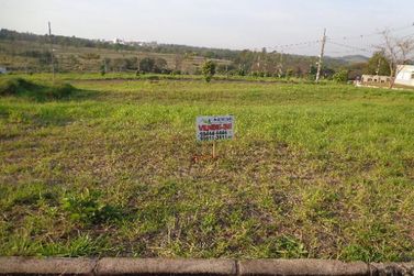 Terreno &agrave; venda - 253m&sup2; - Parque Viena