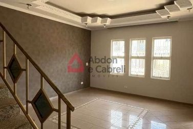 Sobrado para alugar - 267m&sup2; - Zona II