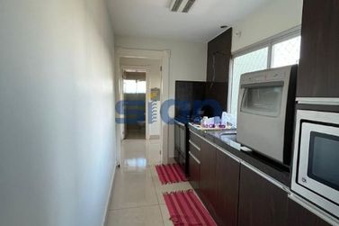 Apartamento para alugar - 378m&sup2; - Zona III