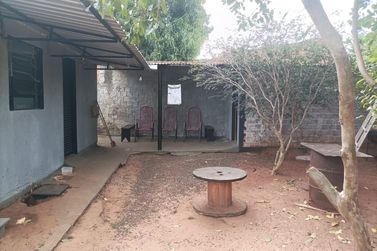 Casa &agrave; venda - 100m&sup2; - Jardim Colibri