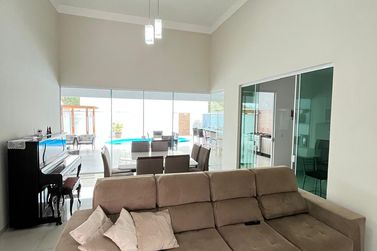 Casa &agrave; venda - 360m&sup2; - Jardim Tamoio