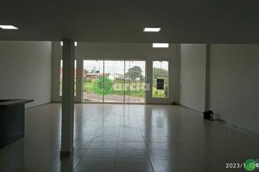 Sal&atilde;o Comercial para alugar - 240m&sup2; - Parque Colina Verde