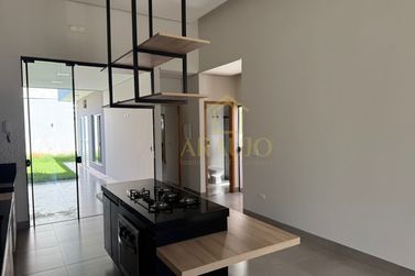 Casa &agrave; venda - 130m&sup2; - Jardim Imigrantes II