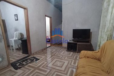 Casa &agrave; venda - 216m&sup2; - Centro