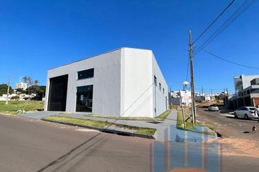 Sal&atilde;o Comercial &agrave; venda - 355m&sup2; - Zona V