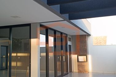 Casa &agrave; venda - 142m&sup2; - Jardim Birig&uuml;i