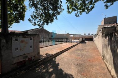 Casa &agrave; venda - Zona I
