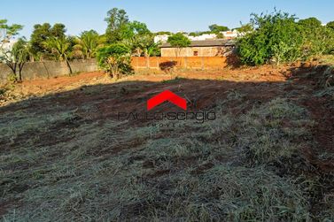 Terreno &agrave; venda - 1499m&sup2; - Parque Estancia II