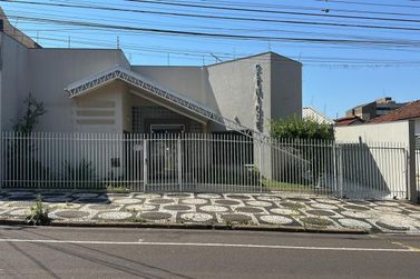 Sala Comercial &agrave; venda - 525m&sup2; - Zona I