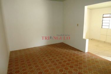 Casa &agrave; venda - 200m&sup2; - ZONA IV