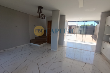 Sobrado &agrave; venda - 99m&sup2; - Centro