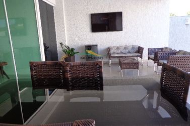 Casa &agrave; venda - 233m&sup2; - Jardim Tamoio