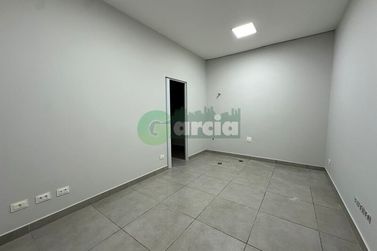 Sal&atilde;o Comercial para alugar - Zona VII