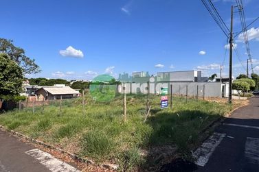 Terreno &agrave; venda - 326m&sup2; - Parque Residencial da G&aacute;vea