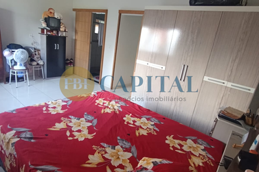 Ch&aacute;cara &agrave; venda - 325m&sup2; - Vila Rural Santo Tomazela
