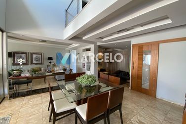 Sobrado &agrave; venda - 410m&sup2; - Jardim Vila Romana