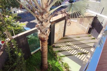 Casa &agrave; venda - 250m&sup2; - Parque Alto da Paran&aacute;