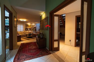 Sobrado &agrave; venda - 305m&sup2; - Zona VII